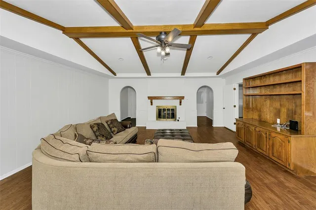 $325,000 | 1631 Idlewood Drive, Sherman, TX 75092