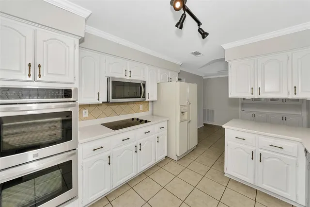 $325,000 | 1631 Idlewood Drive, Sherman, TX 75092