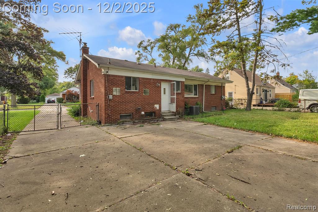 17150 Wakenden Redford, MI 48240 - Photo 35 of 35