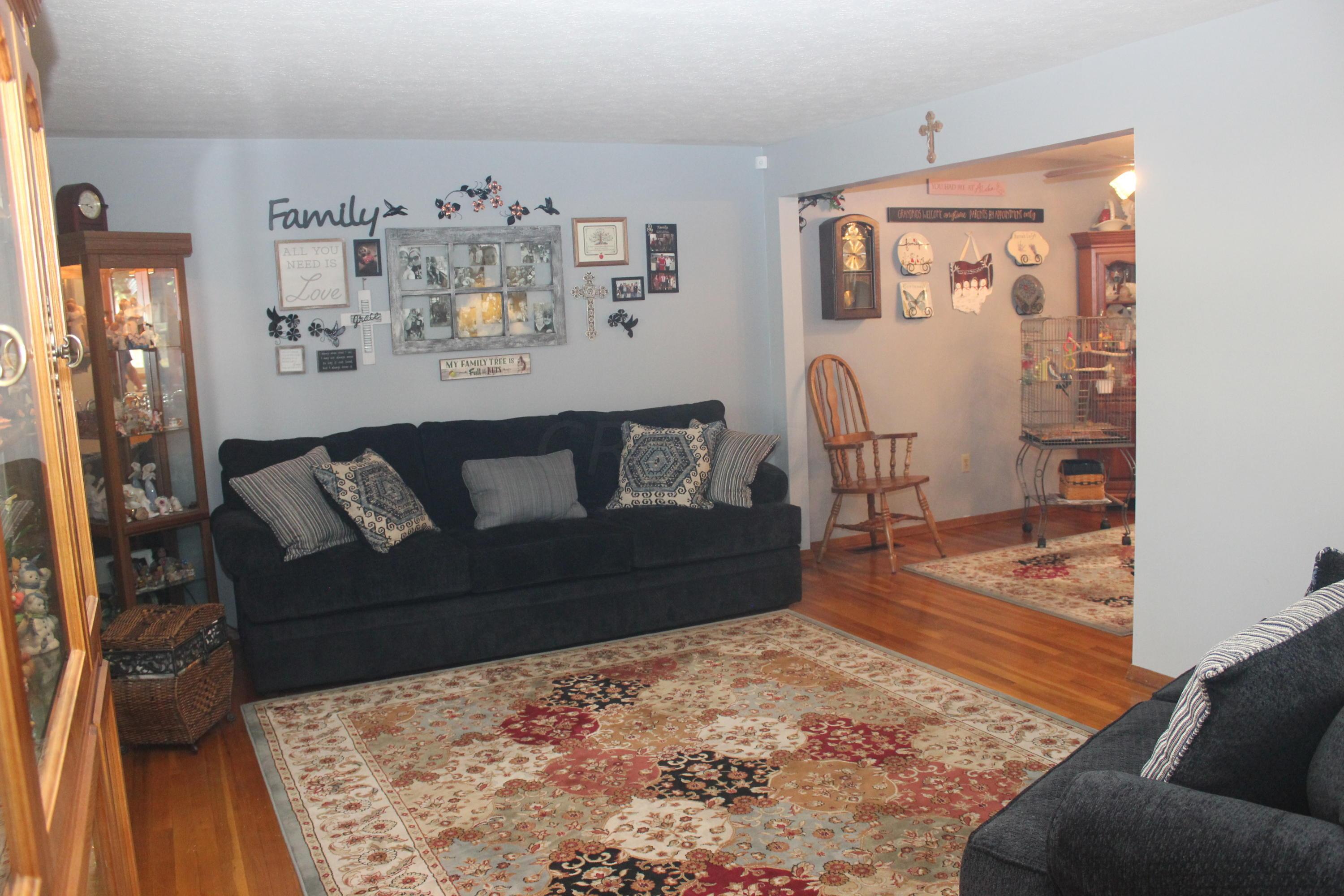 1601 River Bend Road Columbus, OH 43223 - Photo 3 of 66 Gallery Image 3