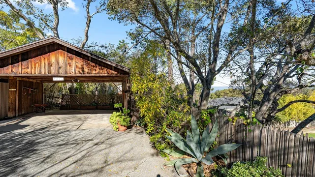 $2,590,000 | 1216 Marlborough Road, Hillsborough, CA 94010