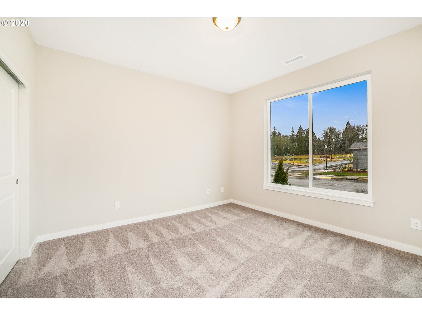 8707 North 1st Street, Unit LT60 Ridgefield, WA 98642 - Photo 3 of 9 Gallery Image 3