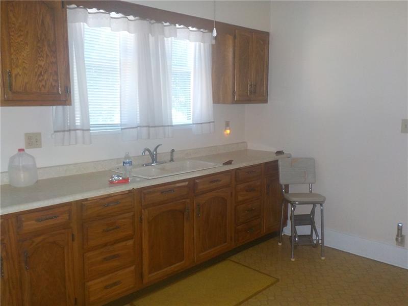 218 Smithfield Road Masontown, PA 15461 - Photo 9 of 10 Gallery Image 9