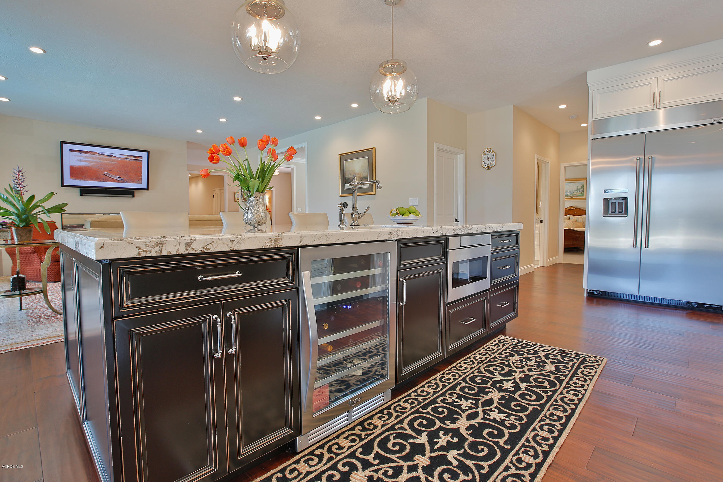38 Inverness Road Thousand Oaks, CA 91361 - Photo 7 of 35 a kitchen with stainless steel appliances granite countertop a sink and cabinets