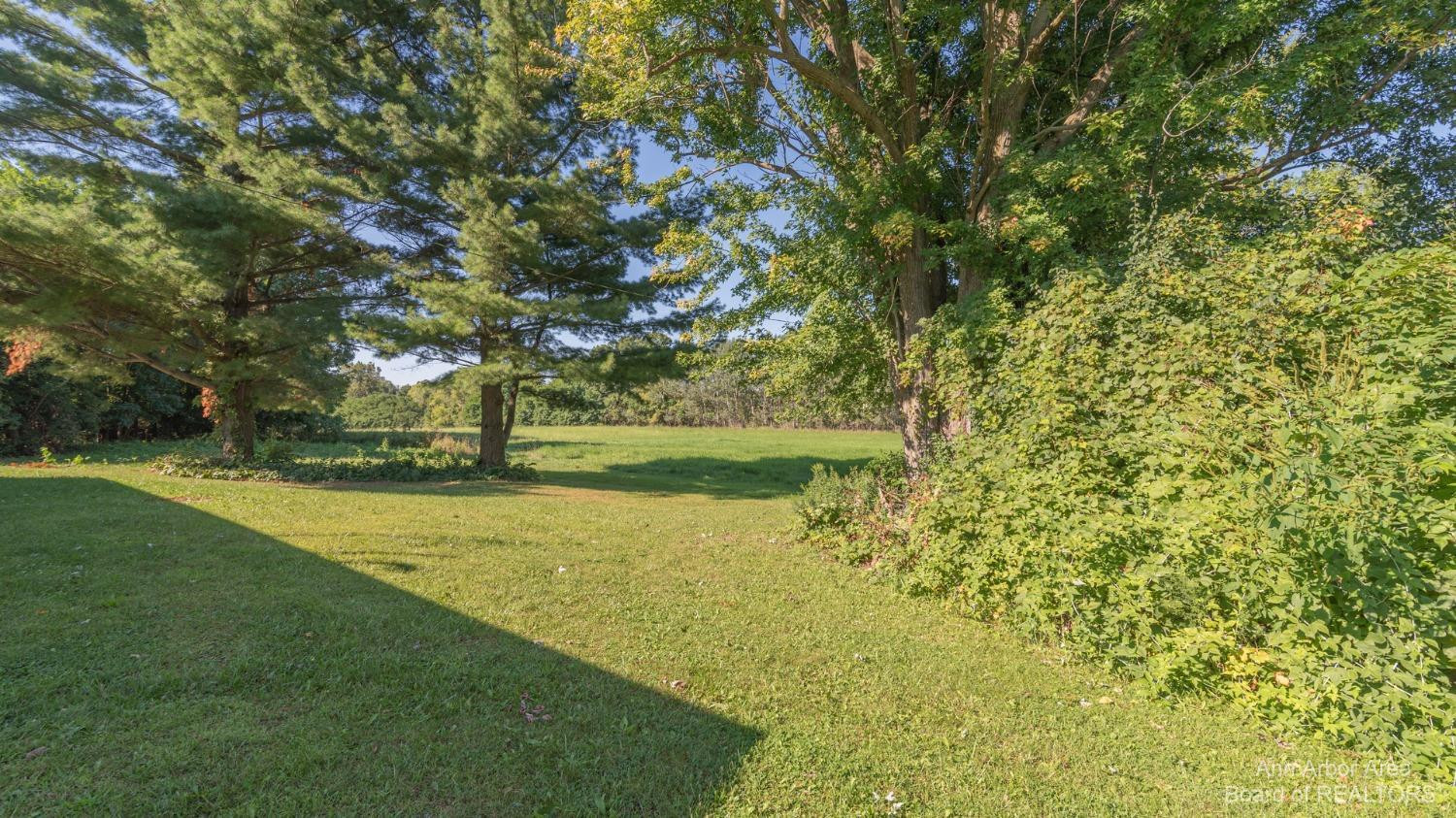 7374 Sutton Road South Lyon, MI 48178 - Photo 36 of 53 Photo 36