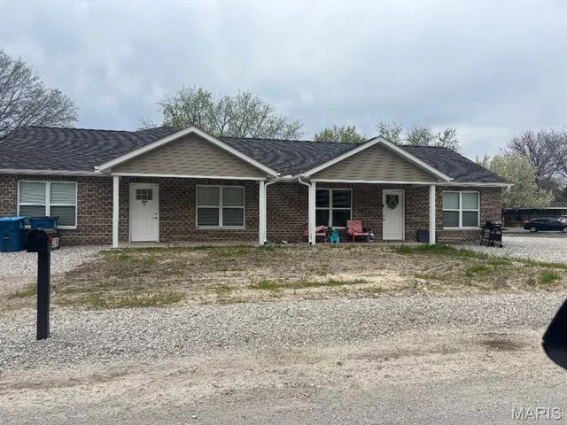 $385,000 | 329 Rutledge Street, Worden, IL 62097