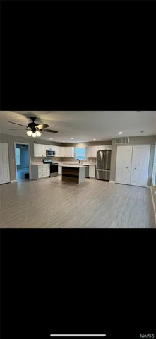 $385,000 | 329 Rutledge Street, Worden, IL 62097