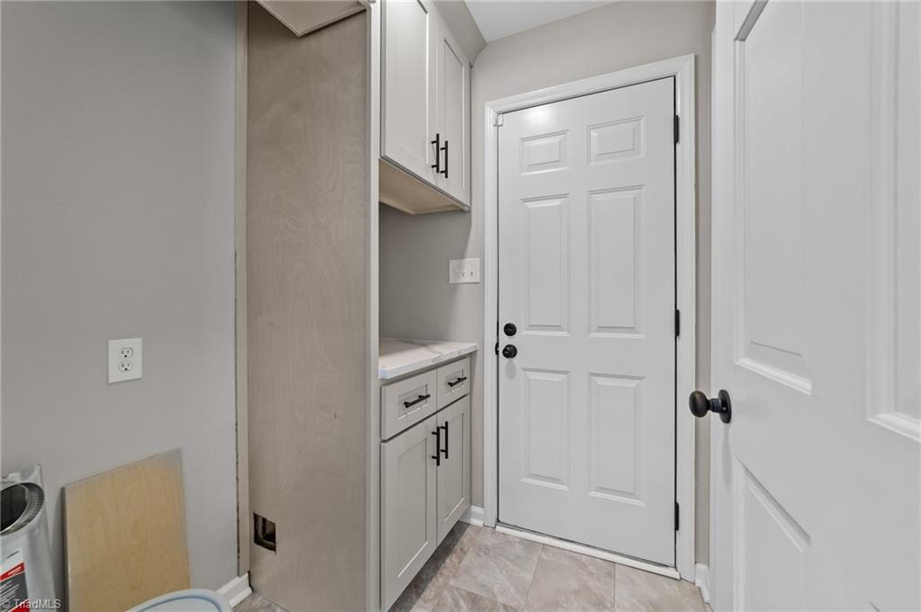 3879 Chestnut St Extension High Point, NC 27262 - Photo 15 of 39 Gallery Image 15
