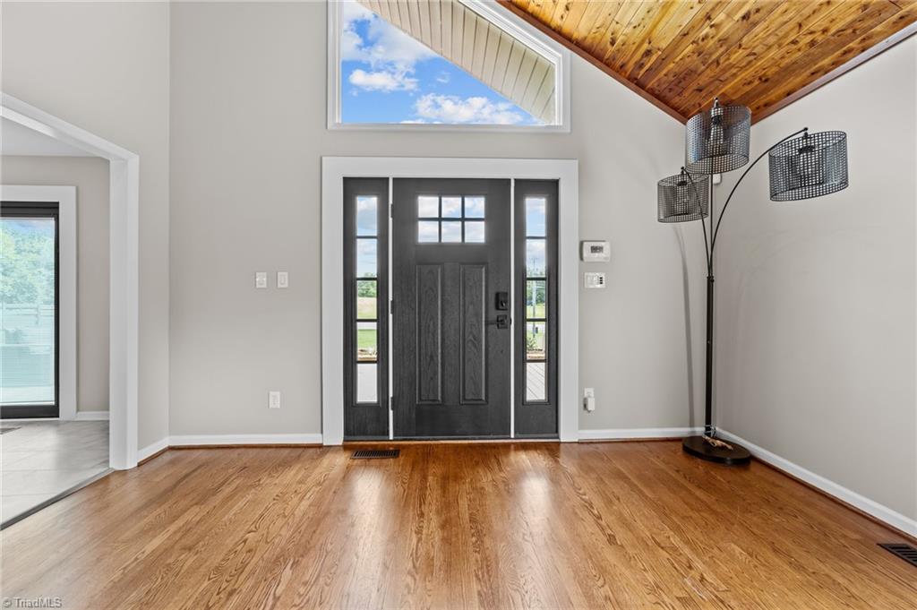 3879 Chestnut St Extension High Point, NC 27262 - Photo 7 of 39 Gallery Image 7