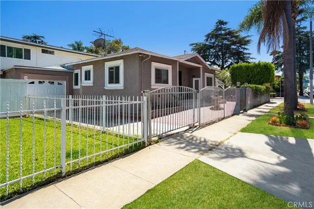 $749,000 | 400 East Buckthorn Street, Inglewood, CA 90301