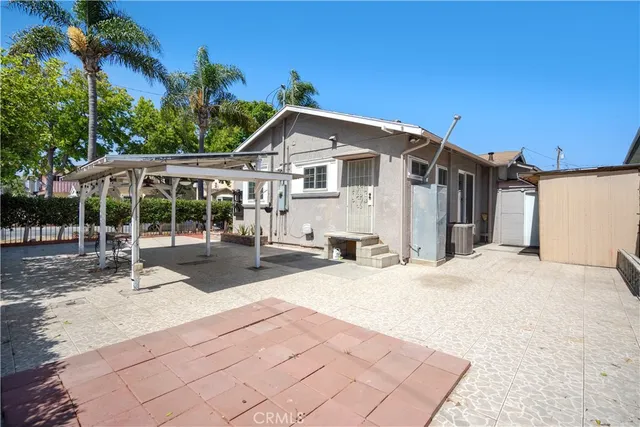 $749,000 | 400 East Buckthorn Street, Inglewood, CA 90301