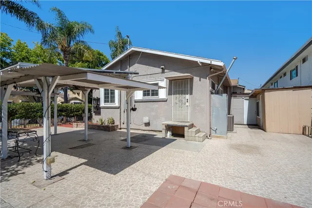 $749,000 | 400 East Buckthorn Street, Inglewood, CA 90301