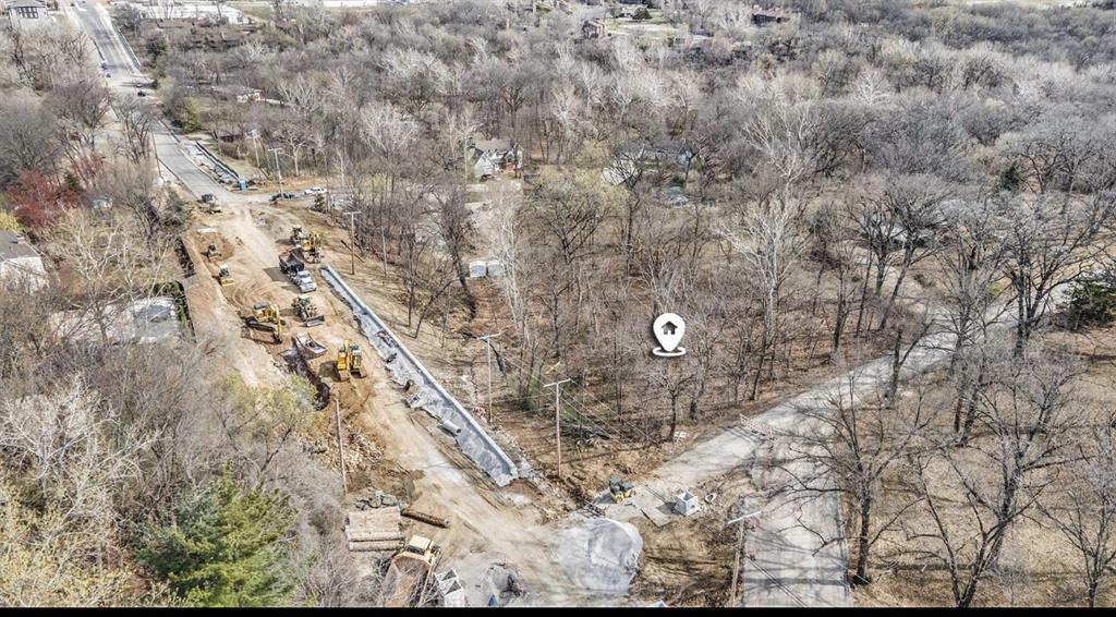 8001 North Green Hills Road Kansas City, MO 64151 - Photo 5 of 5