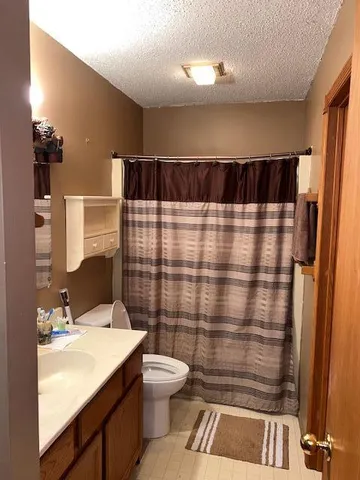 $328,000 | 1433 Glenridge Drive, Prescott, WI 54021