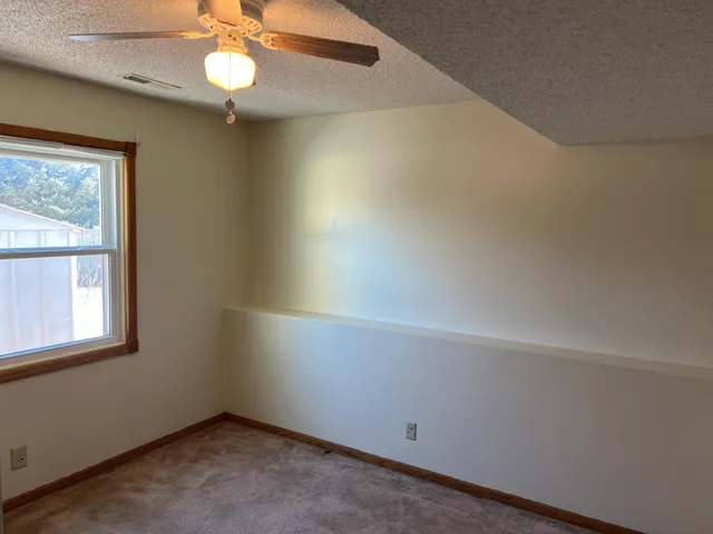 $328,000 | 1433 Glenridge Drive, Prescott, WI 54021