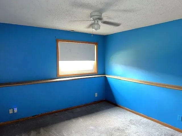 $328,000 | 1433 Glenridge Drive, Prescott, WI 54021