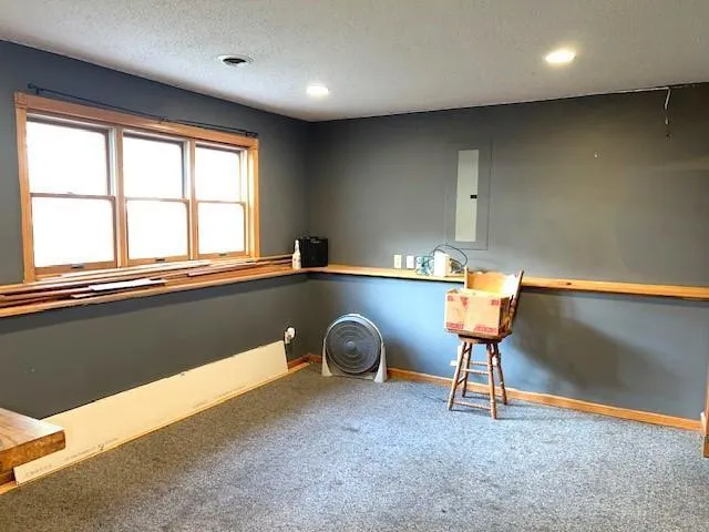 $328,000 | 1433 Glenridge Drive, Prescott, WI 54021