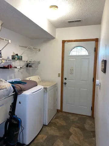 $328,000 | 1433 Glenridge Drive, Prescott, WI 54021