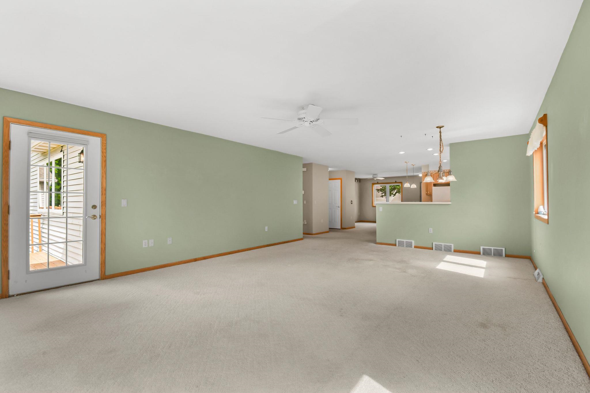 1352 15th Street Baraboo, WI 53913 - Photo 10 of 38