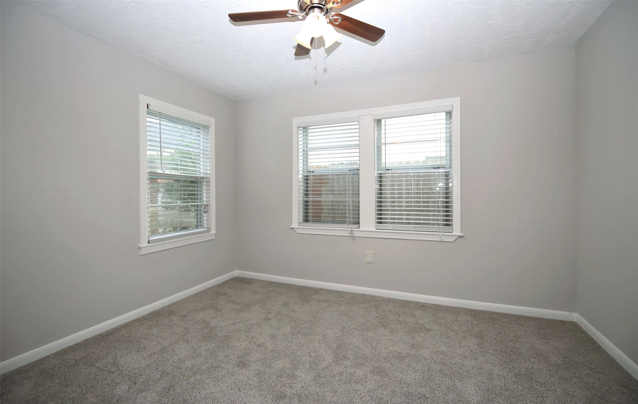 4830 Culmore Drive Houston, TX 77021 - Photo 11 of 13 a view of an empty room with a window