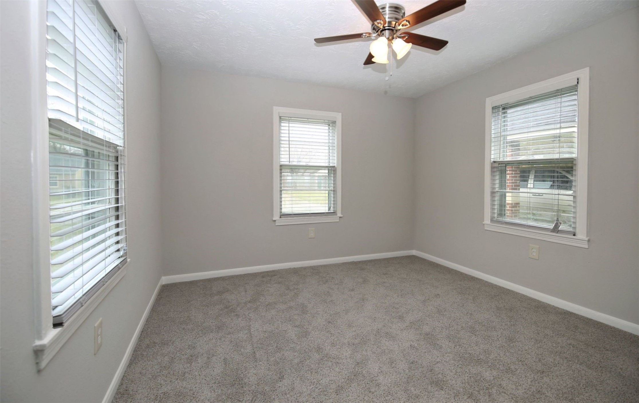 4830 Culmore Drive Houston, TX 77021 - Photo 9 of 13 a view of an empty room with a window