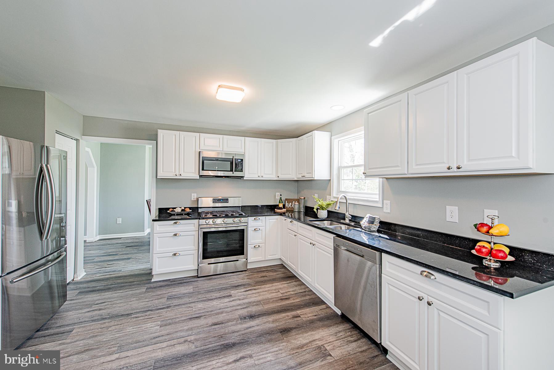 8521 Winands Road Randallstown, MD 21133 - Photo 9 of 30
