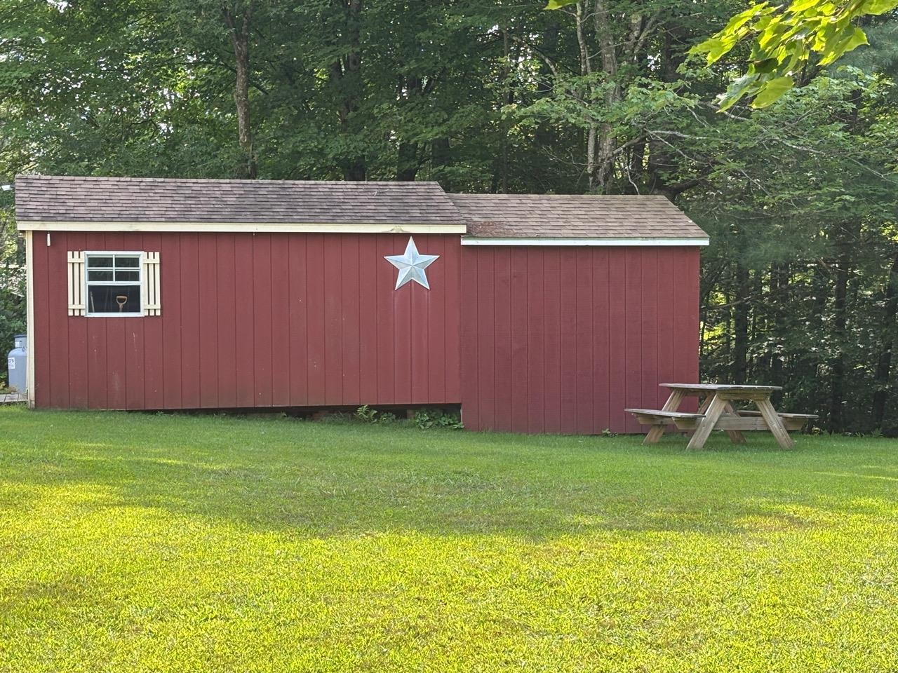 88 Woodsedge Road Morristown, VT 05661 - Photo 7 of 27