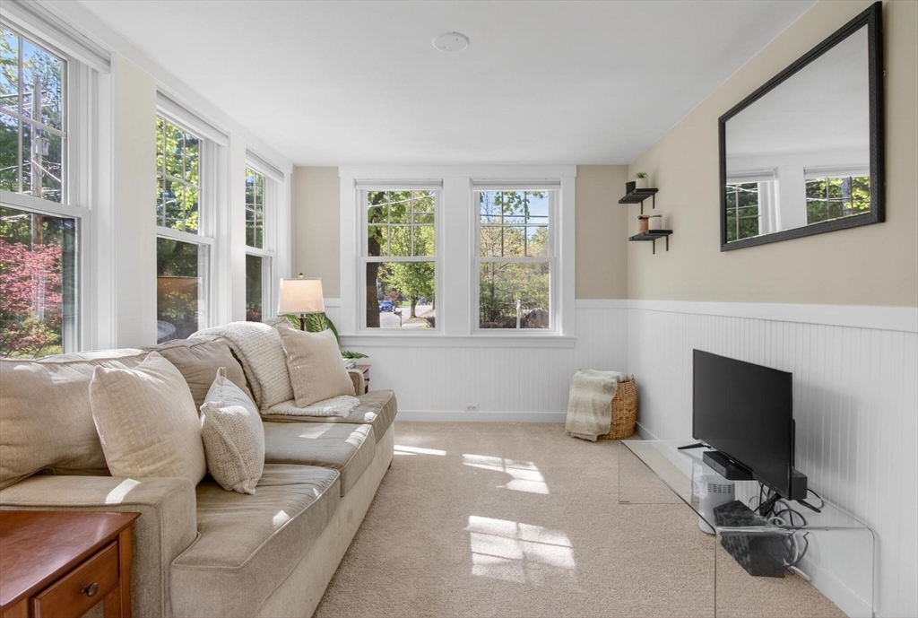 181 Forge Village Road Groton, MA 01450 - Photo 4 of 41 Gallery Image 4