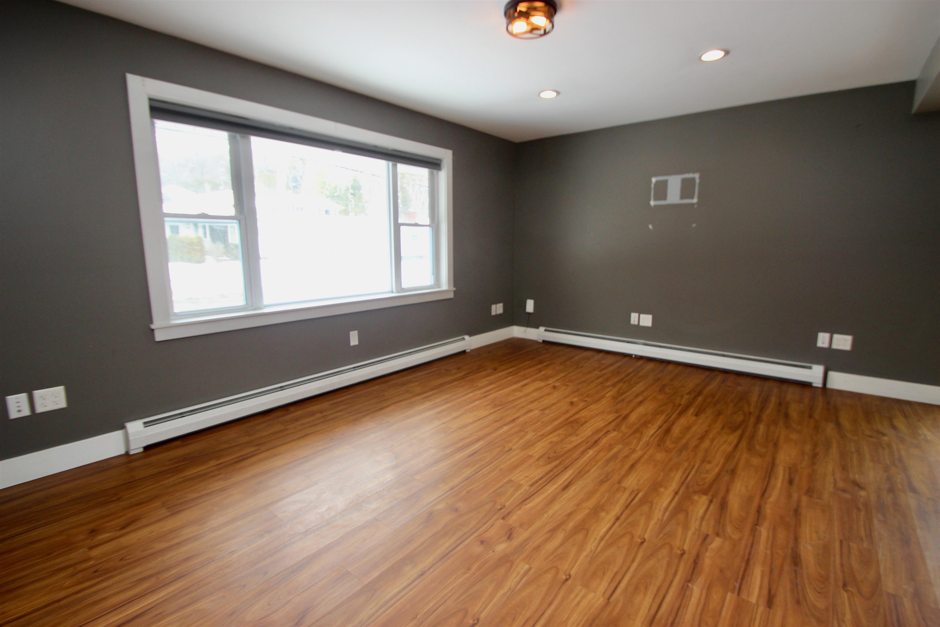 67 Clifton Street Barre, VT 05641 - Photo 9 of 23