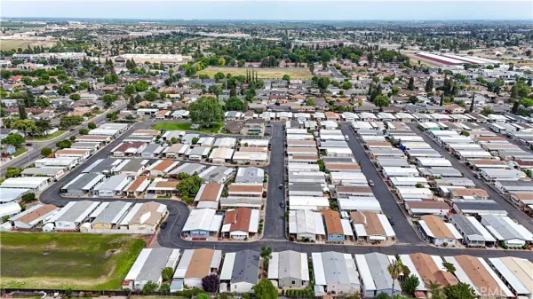 $115,000 | 1400 North Tully Road, Unit 121, Turlock, CA 95380