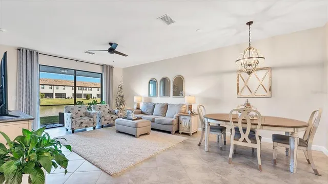 $359,900 | 15183 Lyla Terrace, Bradenton, FL 34211