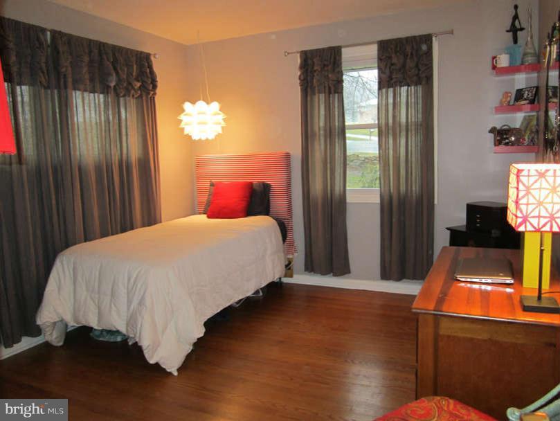 8213 Tyson Road Ellicott City, MD 21043 - Photo 10 of 15 Bedroom