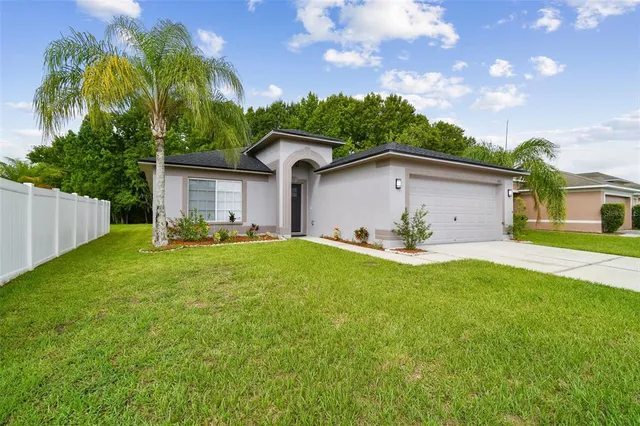 $2,600 | 6401 Pine Top Way, Wesley Chapel, FL 33545