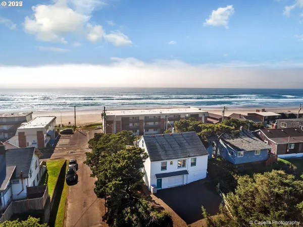 $775,000 | 602 North Pacific Street, Rockaway Beach, OR 97136