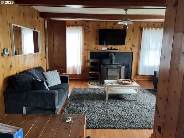 $775,000 | 602 North Pacific Street, Rockaway Beach, OR 97136