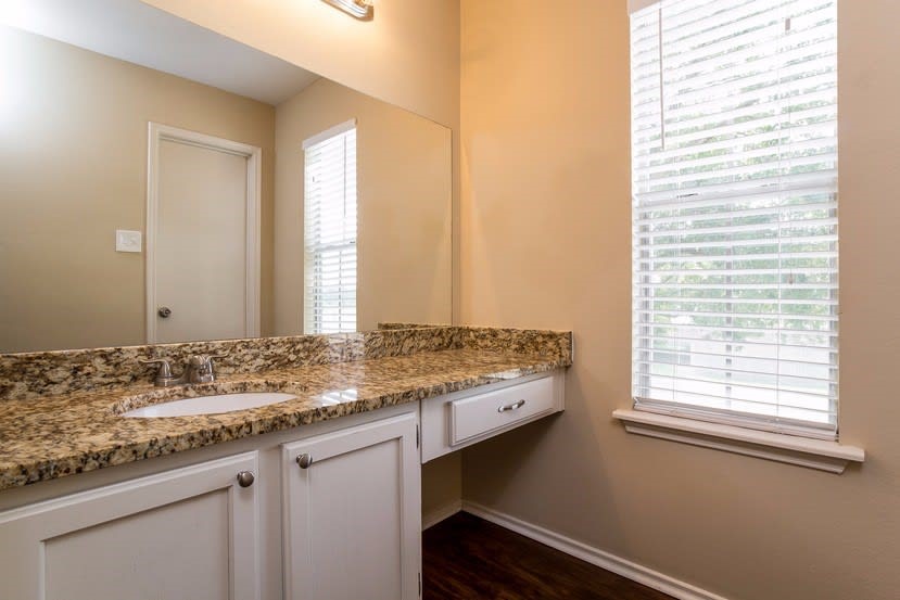 7134 Cheshire Park Road Houston, TX 77088 - Photo 15 of 17