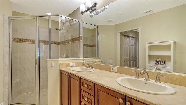 $425,000 | 6422 Moorings Point Circle, Unit 101, Lakewood Ranch, FL 34202