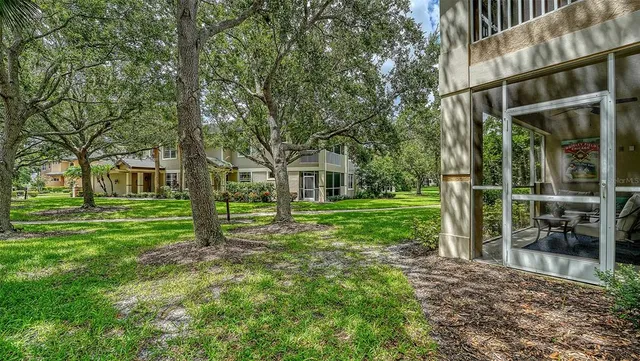 $425,000 | 6422 Moorings Point Circle, Unit 101, Lakewood Ranch, FL 34202