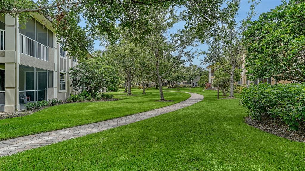 6422 Moorings Point Circle, Unit 101 Lakewood Ranch, FL 34202 - Photo 36 of 81