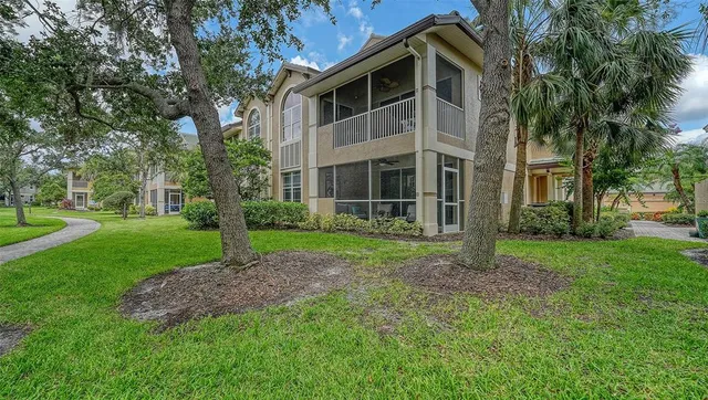 $425,000 | 6422 Moorings Point Circle, Unit 101, Lakewood Ranch, FL 34202