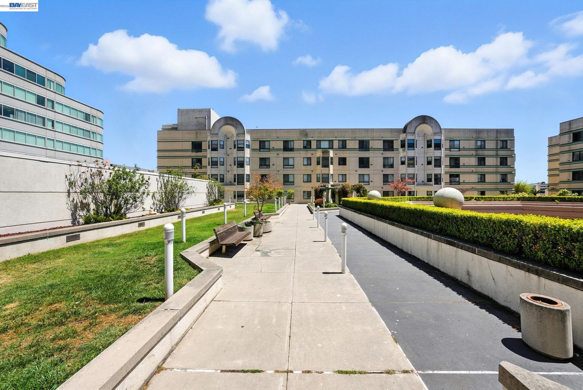 989 Webster Street, Unit 443 Oakland, CA 94607 - Photo 36 of 44