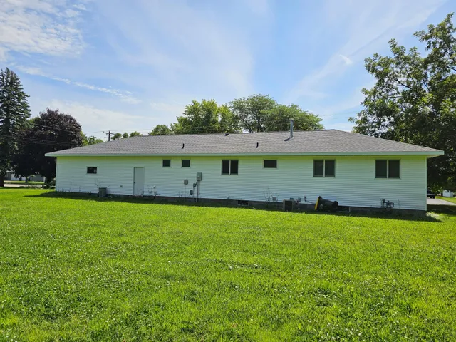 $290,000 | 404 3rd Avenue, Raymond, MN 56282