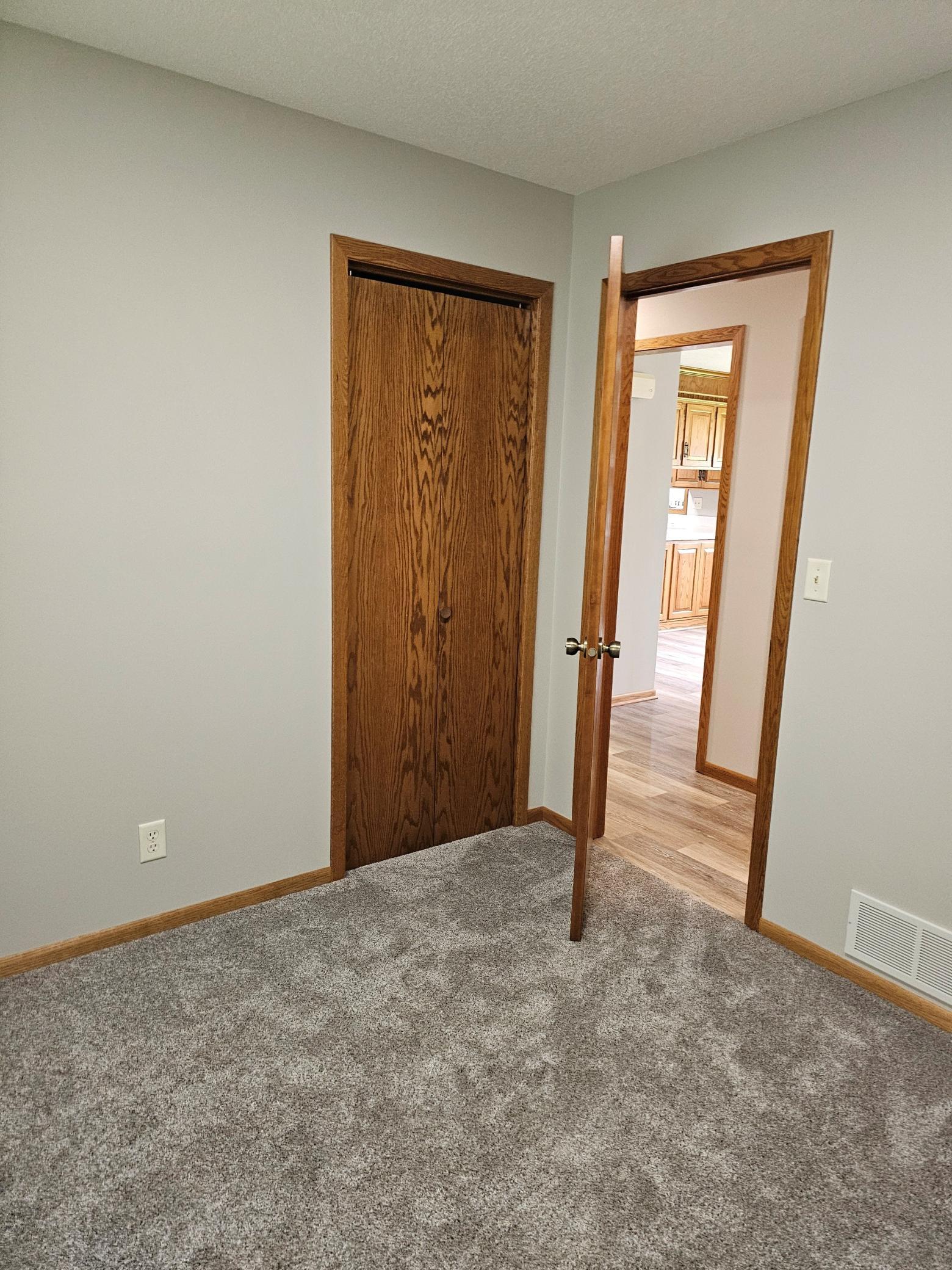 404 3rd Avenue Raymond, MN 56282 - Photo 7 of 19