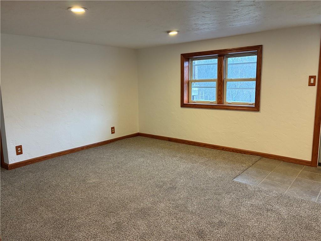208 Republican Lane Indiana, PA 15701 - Photo 17 of 25 an empty room with a window