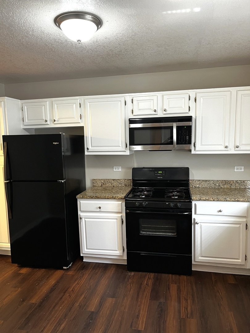 42 Pheasant Road Matteson, IL 60443 - Photo 14 of 21 Gallery Image 14