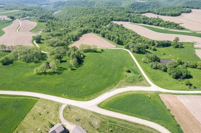 $60,000 | 52454 Klema Lane, Wauzeka, WI 53826