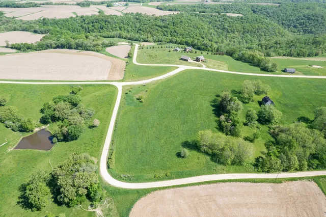 $60,000 | 52454 Klema Lane, Wauzeka, WI 53826