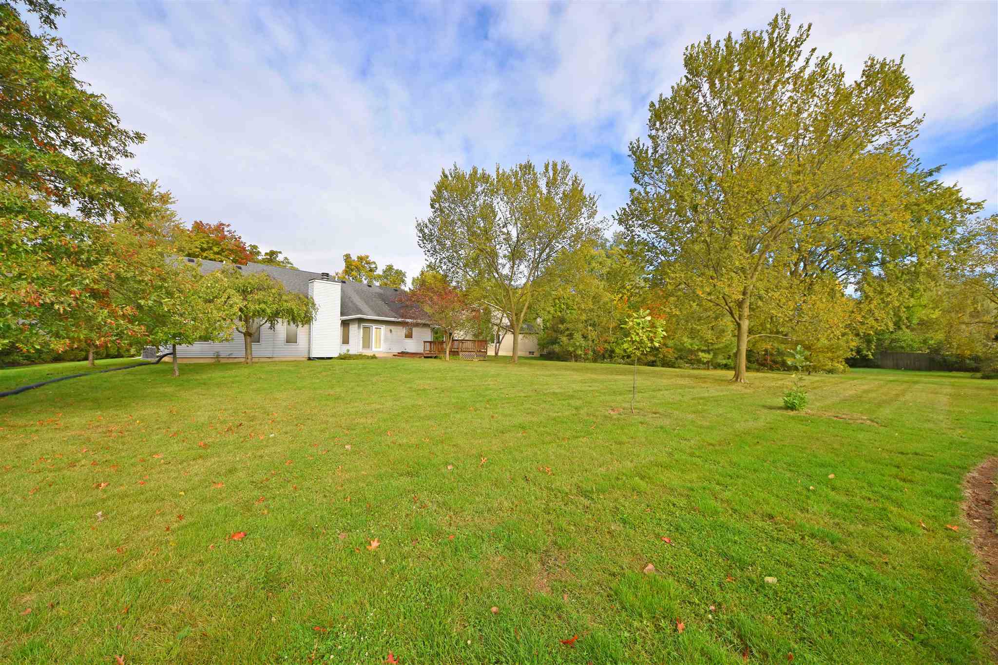 6122 Spring Pond Road Fort Wayne, IN 46845 - Photo 6 of 29