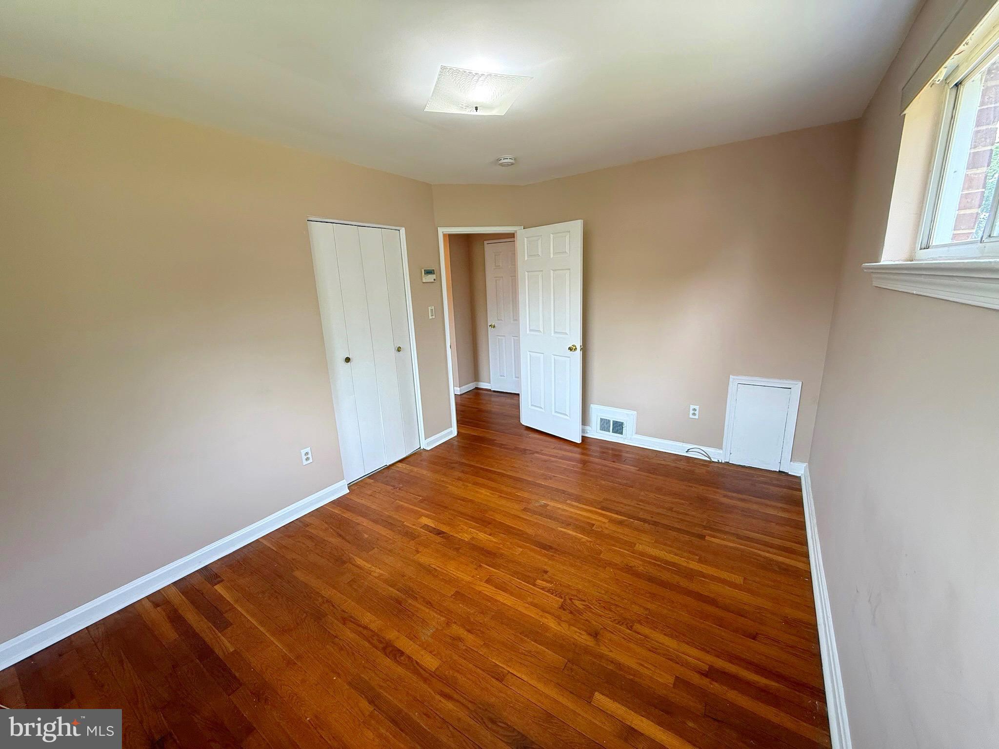7104 Adelphi Road Hyattsville, MD 20782 - Photo 21 of 35 Third Bedroom 2/2