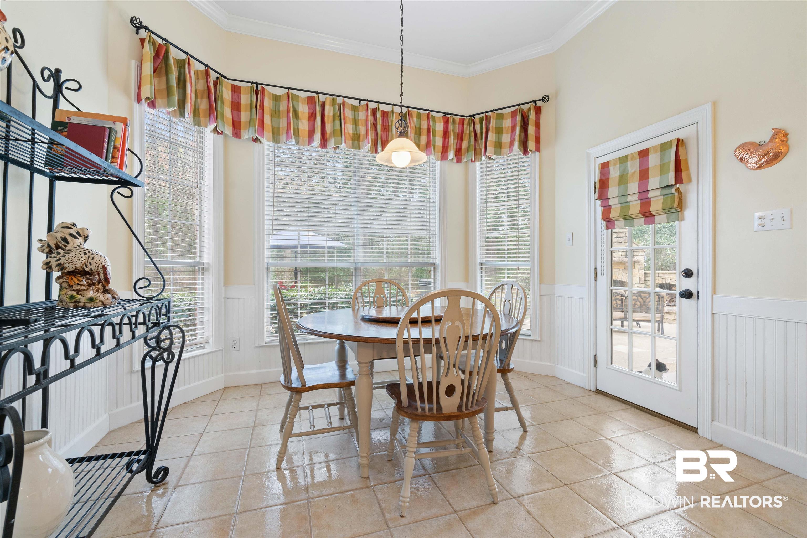 30355 Crepe Myrtle Court Daphne, AL 36527 - Photo 12 of 33 Breakfast Eating Room